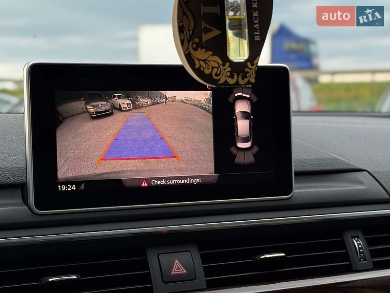 Седан Audi A4 2016 в Львове