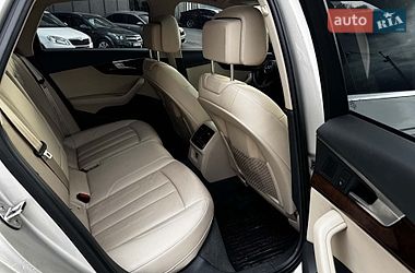 Седан Audi A4 2016 в Львове