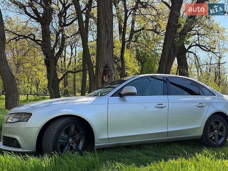 Седан Audi A4 2008 в Киеве