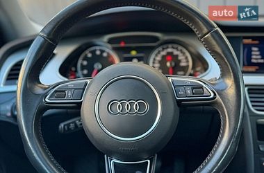 Седан Audi A4 2015 в Рівному