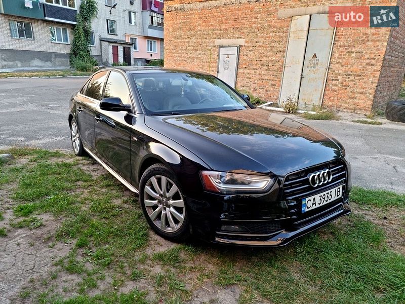Седан Audi A4 2014 в Киеве