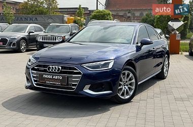 Седан Audi A4 2021 в Львові