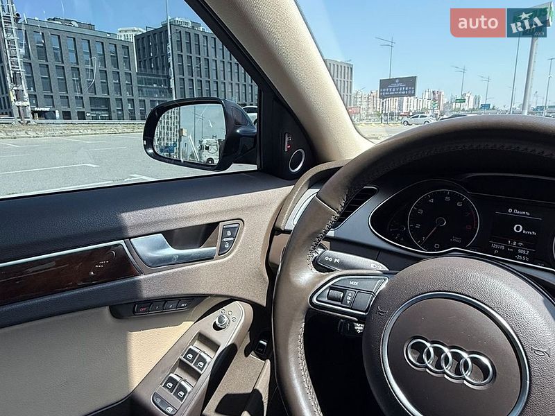 Седан Audi A4 2014 в Киеве