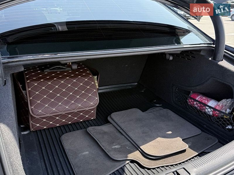 Седан Audi A4 2014 в Киеве