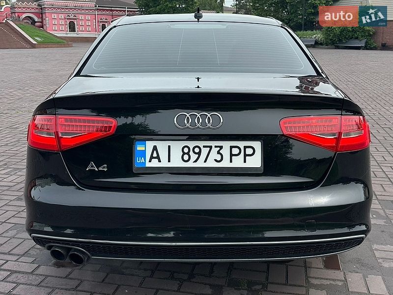 Седан Audi A4 2013 в Дніпрі