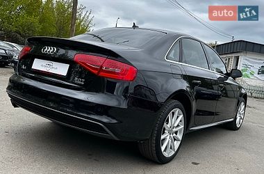Седан Audi A4 2016 в Луцьку