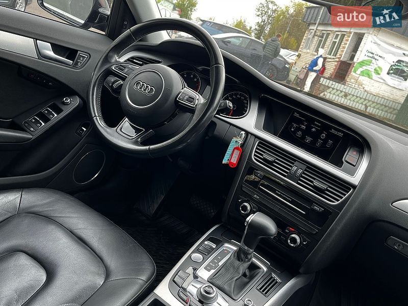 Седан Audi A4 2016 в Луцьку