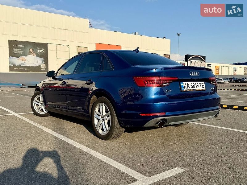 Седан Audi A4 2017 в Києві