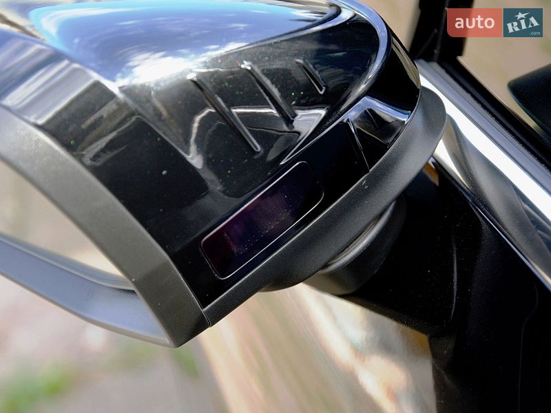 Седан Audi A4 2023 в Киеве
