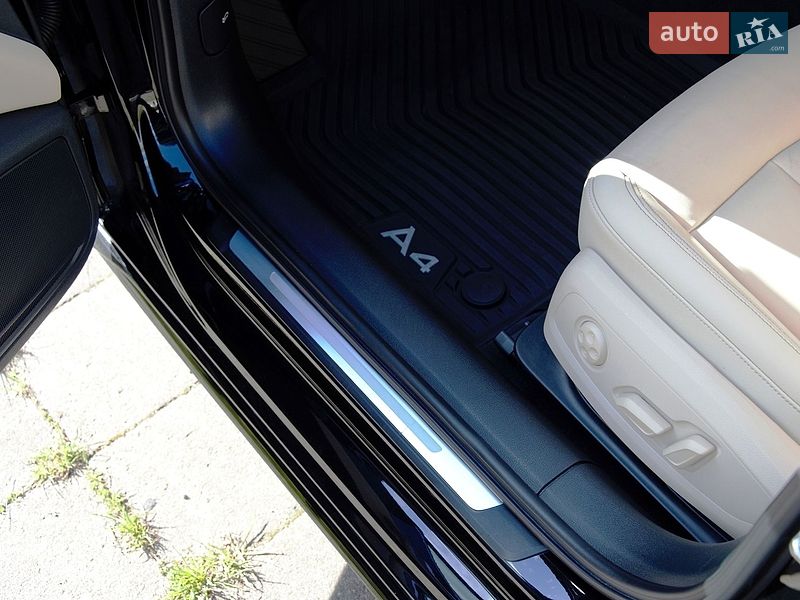 Седан Audi A4 2023 в Киеве