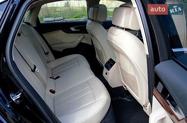 Седан Audi A4 2023 в Киеве