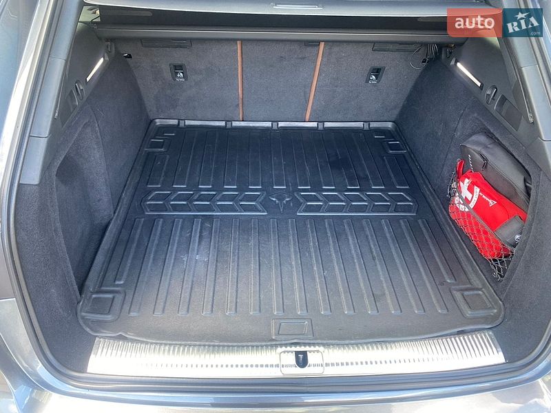Универсал Audi A4 2020 в Хмельницком
