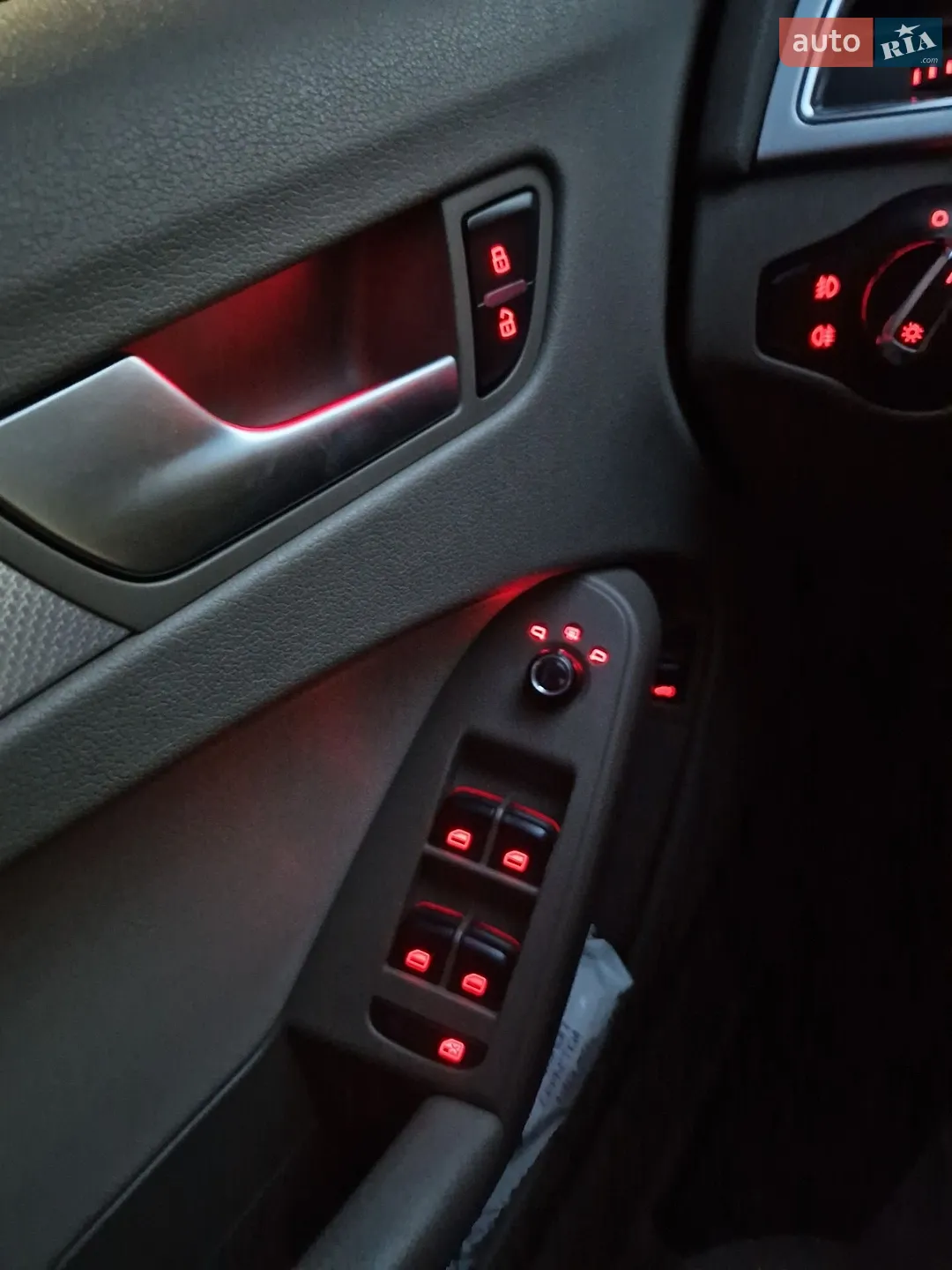 2011 Audi A4 - мініатюра 15