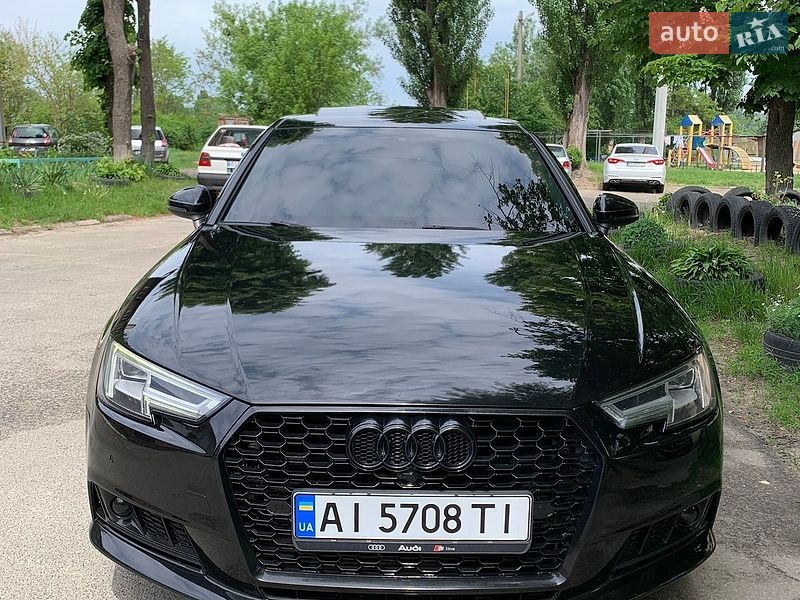 Седан Audi A4 2016 в Ірпені