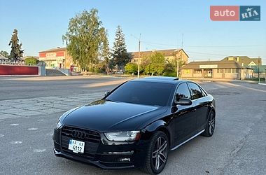Седан Audi A4 2015 в Валках