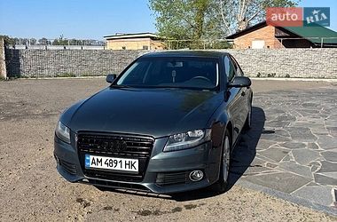 Седан Audi A4 2011 в Фастове