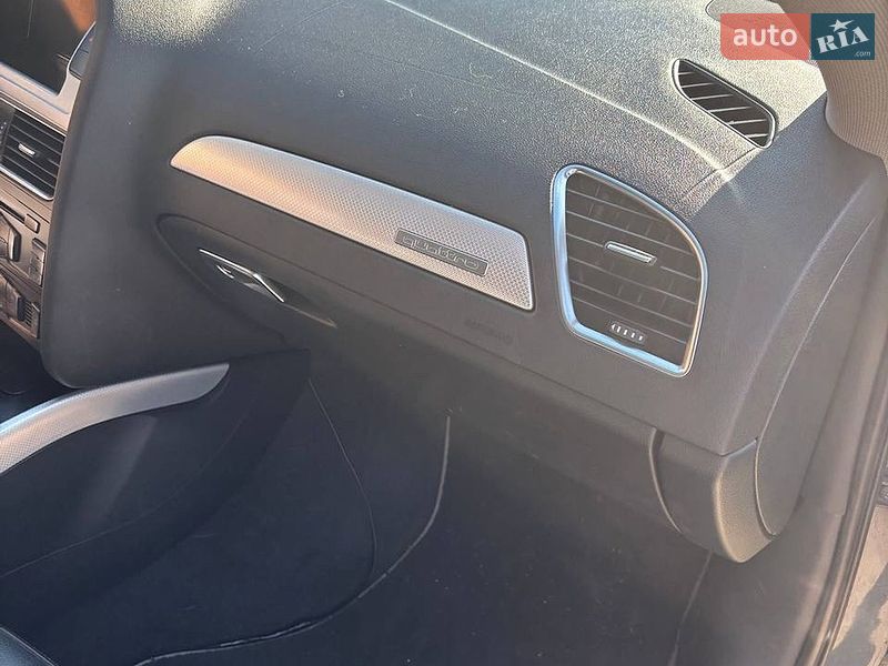 Седан Audi A4 2011 в Фастове