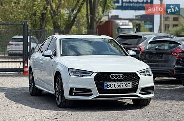 Седан Audi A4 2016 в Львові