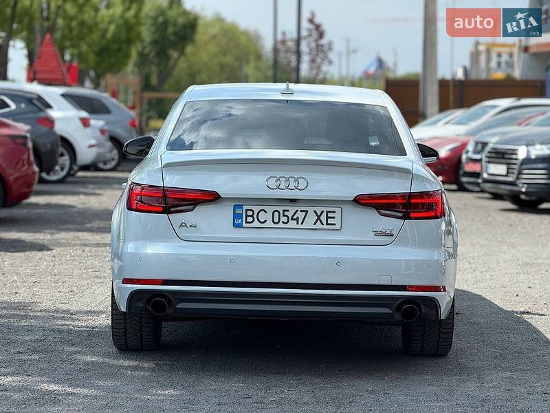 Седан Audi A4 2016 в Львове