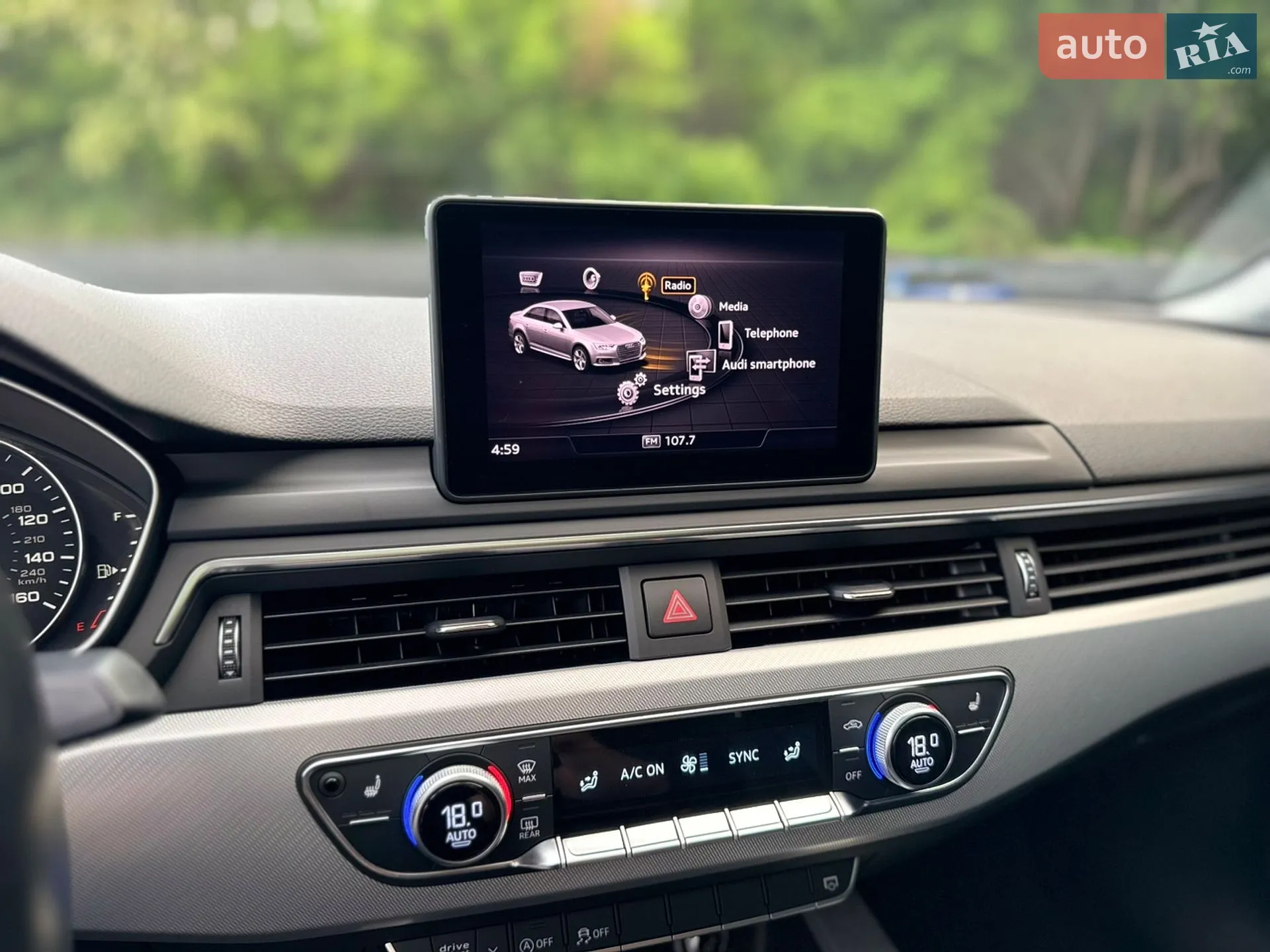 2016 Audi A4 - мініатюра 27