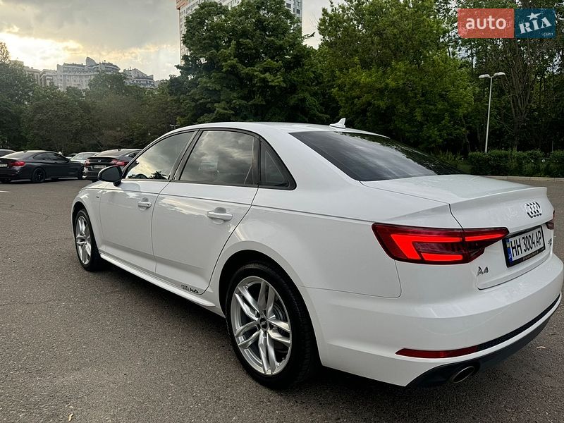 Седан Audi A4 2016 в Одессе