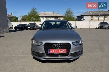 Седан Audi A4 2014 в Луцке