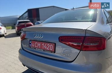 Седан Audi A4 2014 в Луцке