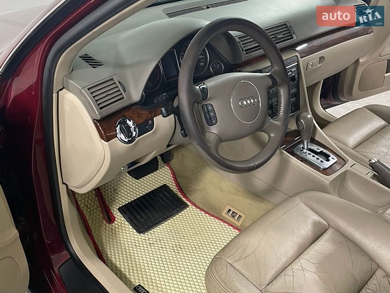 Седан Audi A4 2003 в Львові