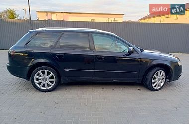 Универсал Audi A4 2005 в Остроге