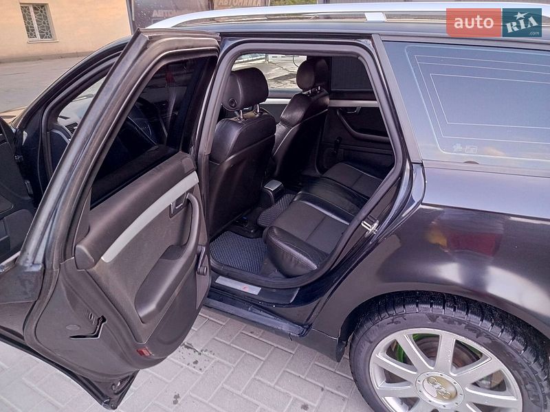 Универсал Audi A4 2005 в Остроге