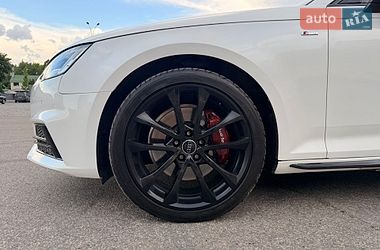 Седан Audi A4 2016 в Харькове