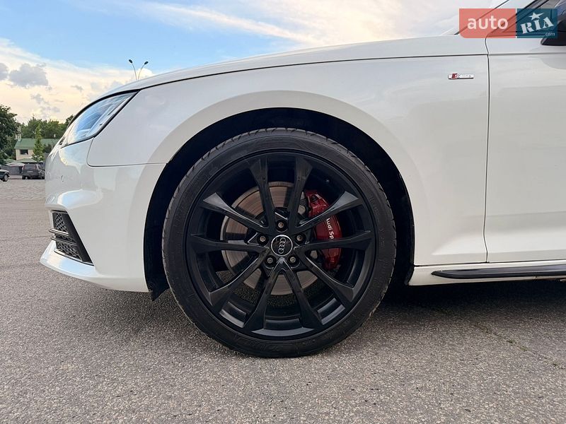 Седан Audi A4 2016 в Харькове