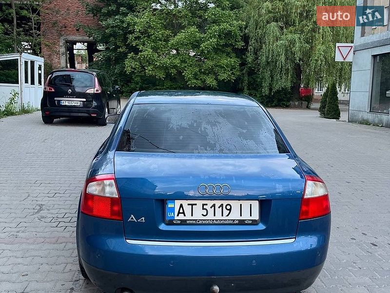 Седан Audi A4 2001 в Коломые