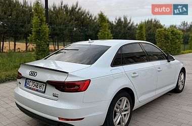 Седан Audi A4 2016 в Луцке