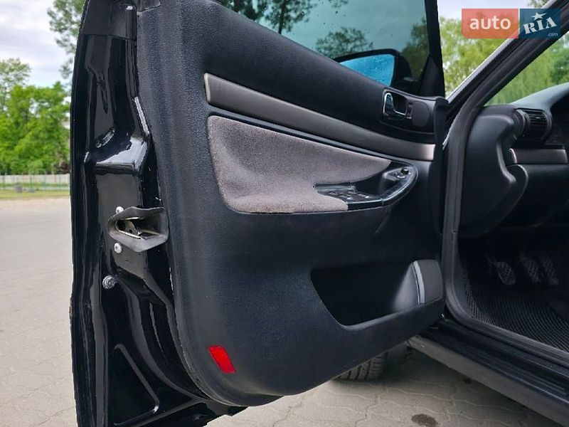 Універсал Audi A4 1998 в Калуші