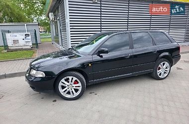 Універсал Audi A4 1998 в Калуші