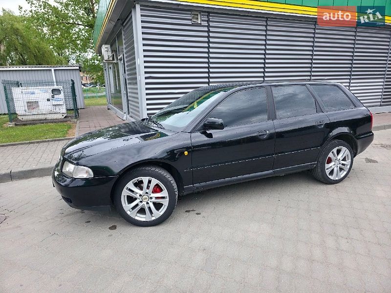 Універсал Audi A4 1998 в Калуші