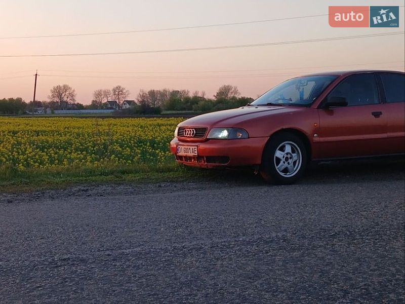 Седан Audi A4 1996 в Борисполе