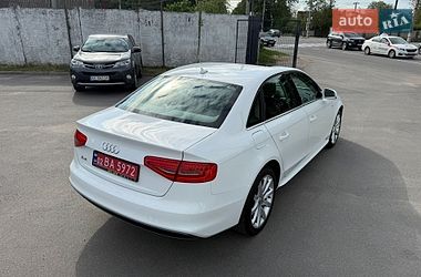 Седан Audi A4 2014 в Вінниці