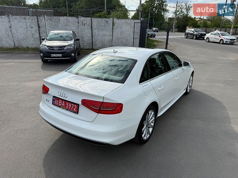 Седан Audi A4 2014 в Вінниці