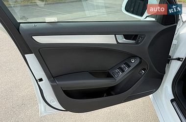 Седан Audi A4 2014 в Вінниці