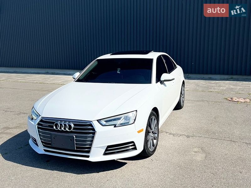 Седан Audi A4 2016 в Харкові