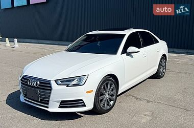 Седан Audi A4 2016 в Харкові