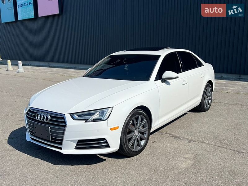 Седан Audi A4 2016 в Харкові