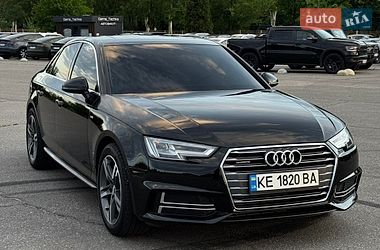 Седан Audi A4 2016 в Днепре