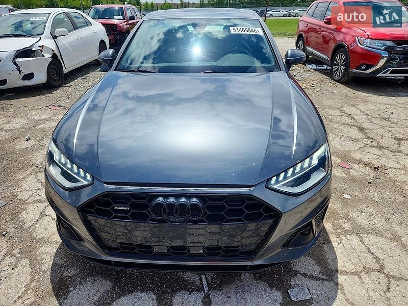 Седан Audi A4 2021 в Львові