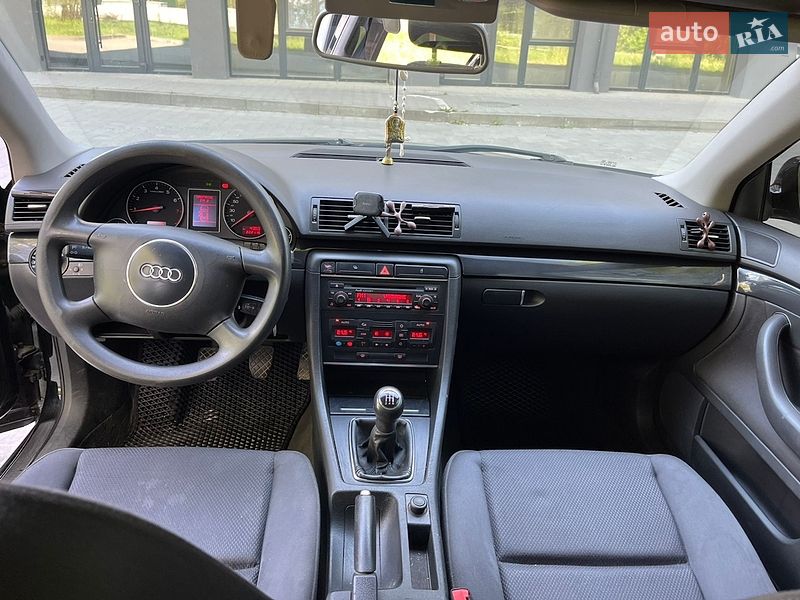 Седан Audi A4 2004 в Новояворівську фото 31 Седан Audi A4 2004 в Новояворівську