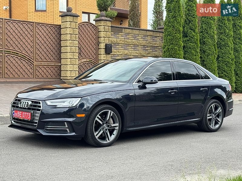 Седан Audi A4 2018 в Ровно
