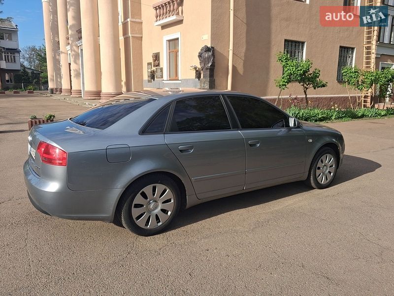 Седан Audi A4 2005 в Калуше