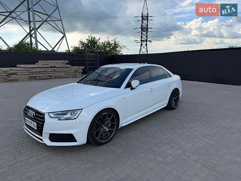 Седан Audi A4 2016 в Одессе